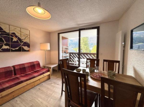 Appartement cosy 4 pers, proche ski, parking, balcon - FR-1-737-89